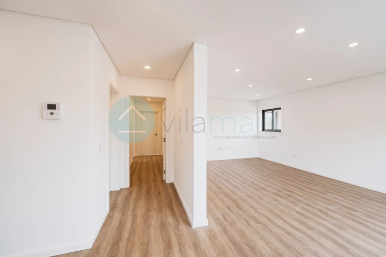 Apartamento T3 para Venda em Foz do Sousa e Covelo Foto 5