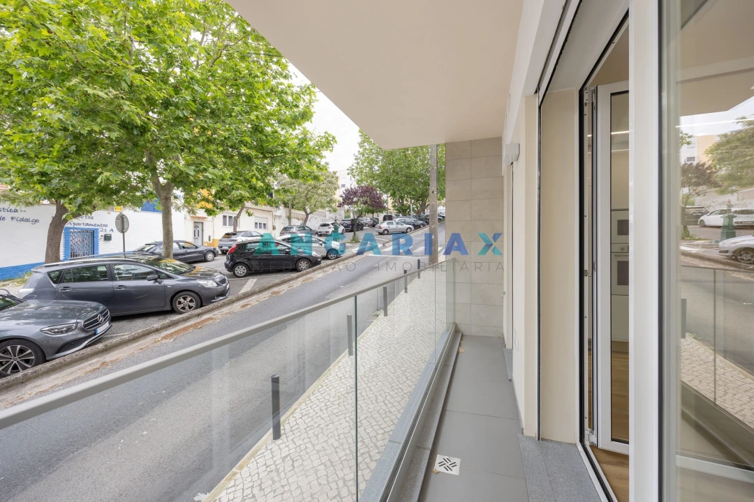 Apartamento T2 para Venda em Nazare Foto 6