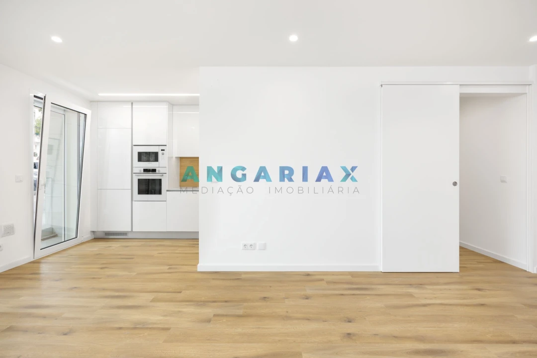 Apartamento T2 para Venda em Nazare Foto 5