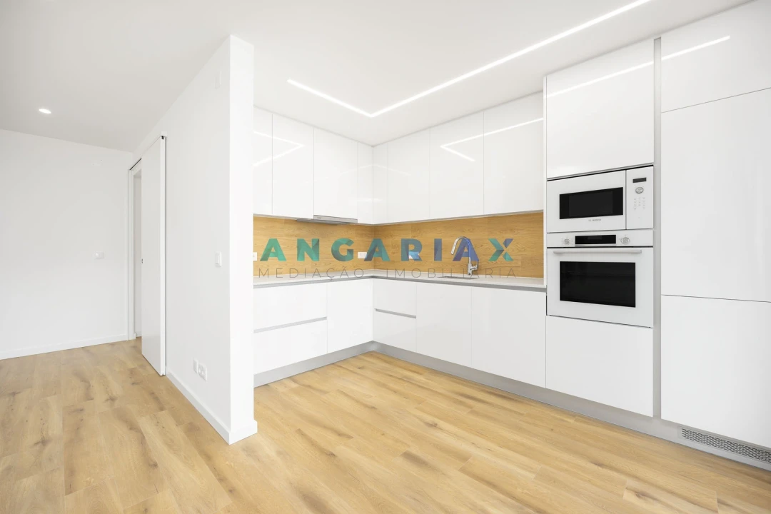 Apartamento T2 para Venda em Nazare Foto 6
