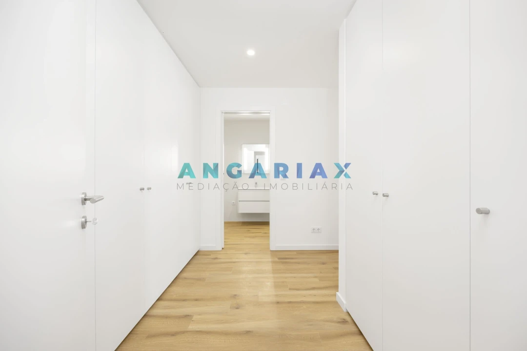 Apartamento T2 para Venda em Nazare Foto 13