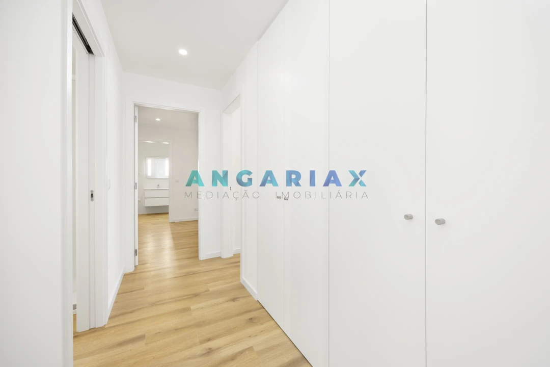 Apartamento T2 para Venda em Nazare Foto 15