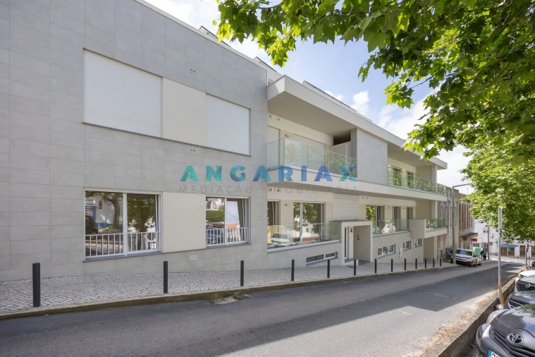 Apartamento T2 para Venda em Nazare Foto 24