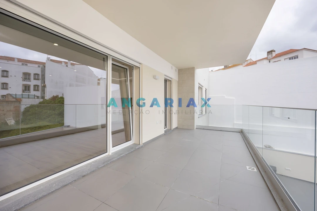 Apartamento T2 para Venda em Nazare Foto 5