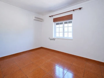 Quinta T4 para Venda em Orada