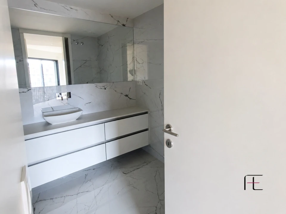 Apartamento T2 para Arrendamento em Bonfim Foto 6