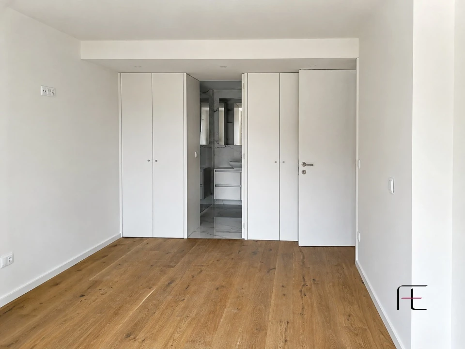 Apartamento T2 para Arrendamento em Bonfim Foto 18