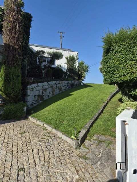 Moradia T4 para Venda em Penafiel