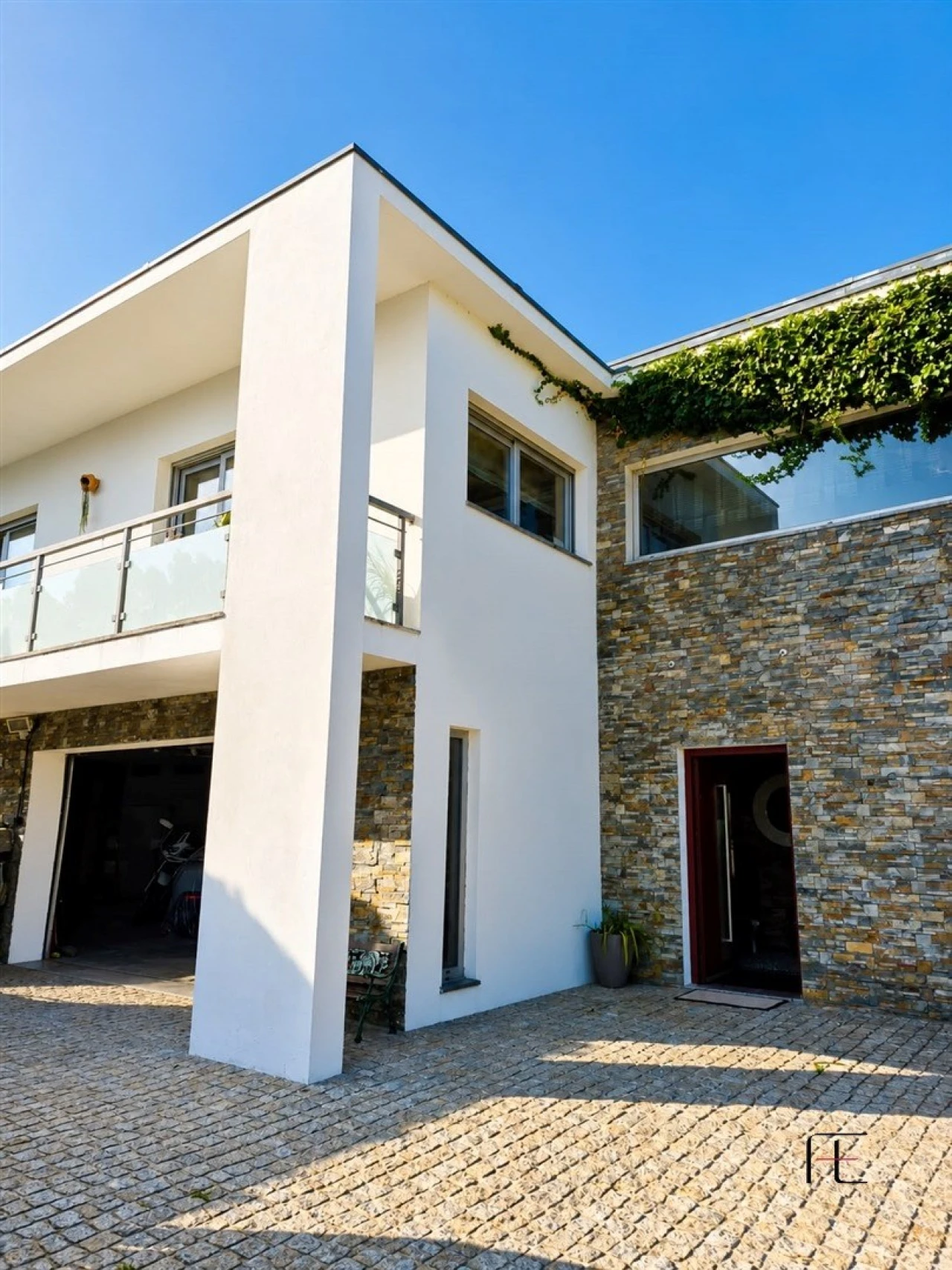 Moradia T4 para Venda em Penafiel Foto 1