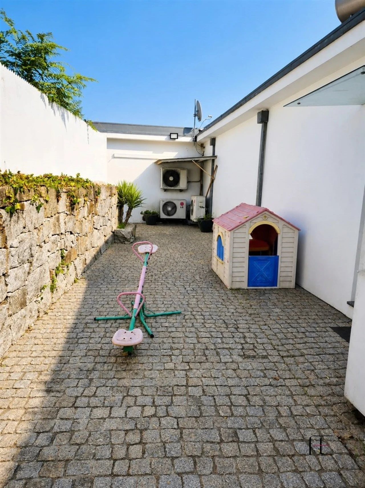 Moradia T4 para Venda em Penafiel Foto 3