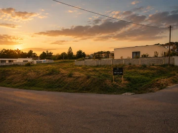 Terreno para Venda em Grijó e Sermonde