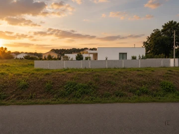 Terreno para Venda em Grijó e Sermonde