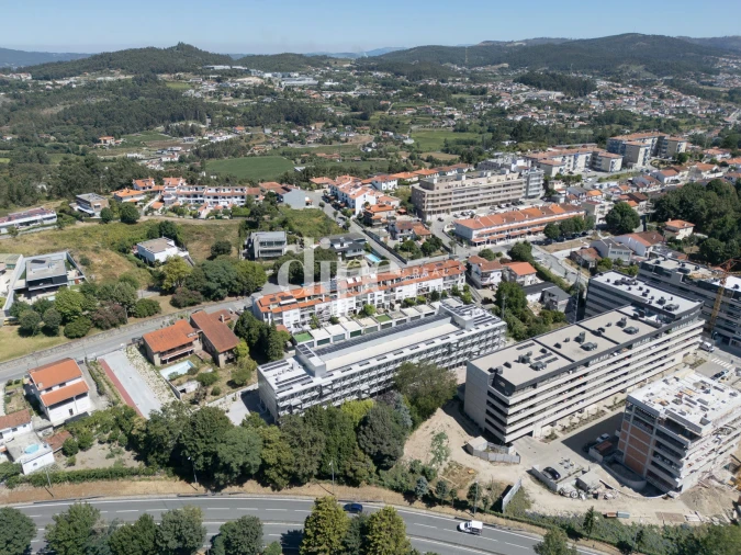 Apartamento T1 para Venda em Azurem Foto 16