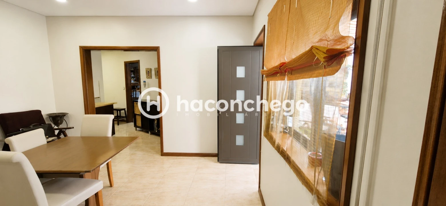 Moradia T3 para Venda em Arcozelo Foto 12