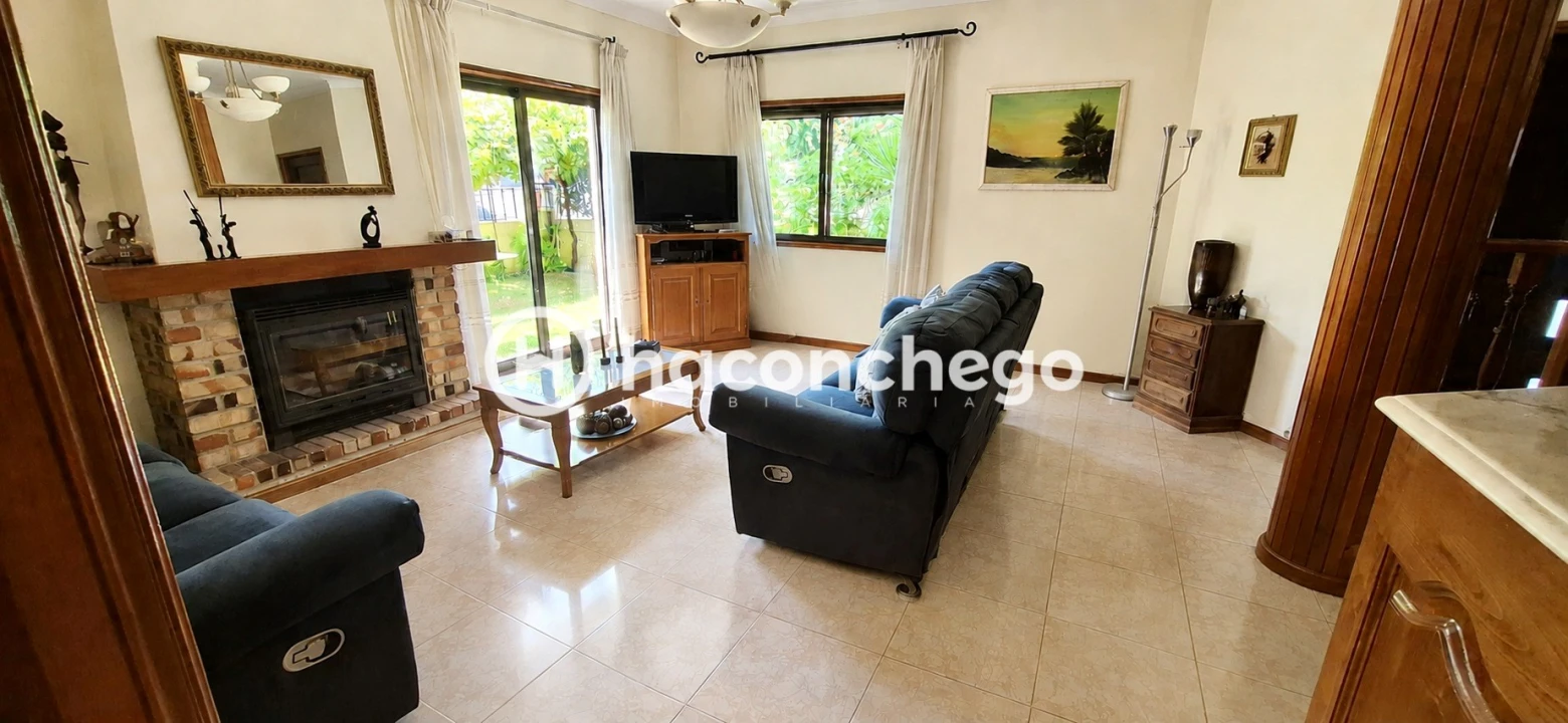 Moradia T3 para Venda em Arcozelo Foto 19