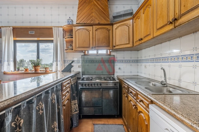 Moradia T7 para Venda em Macieira da Lixa e Caramos Foto 19