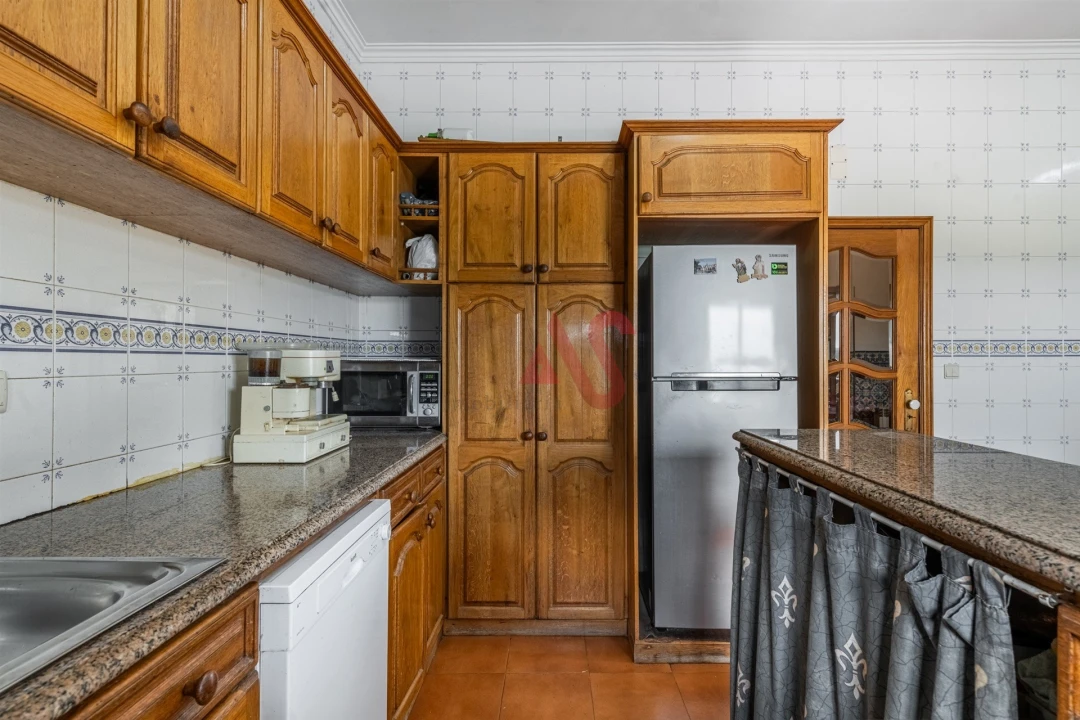 Moradia T7 para Venda em Macieira da Lixa e Caramos Foto 20