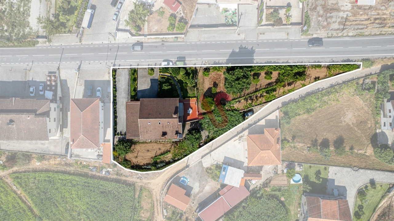 Moradia T7 para Venda em Macieira da Lixa e Caramos Foto 6