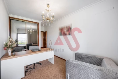Moradia T3 para Venda em Serzedelo