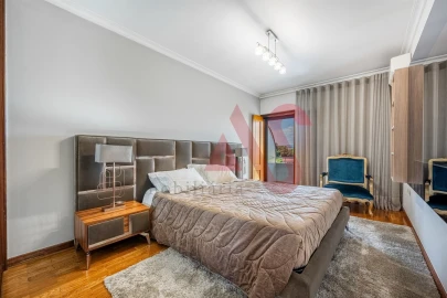 Moradia T3 para Venda em Serzedelo