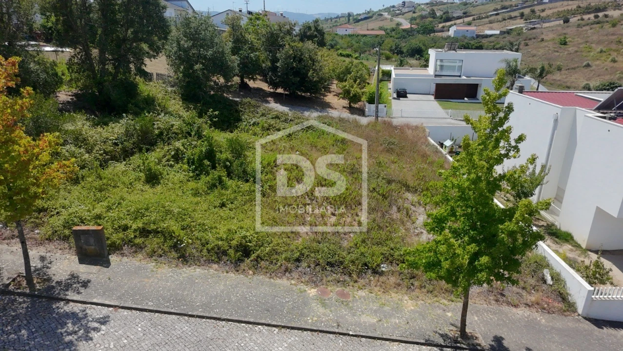 Terreno para Venda em Leiria, Pousos, Barreira e Cortes Foto 2