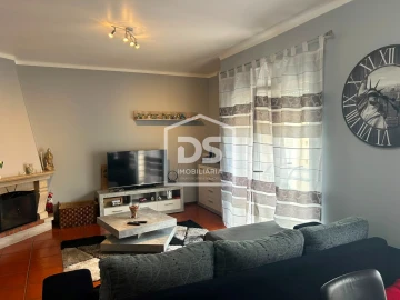 Apartamento T2 para Venda em Alcobaça e Vestiaria