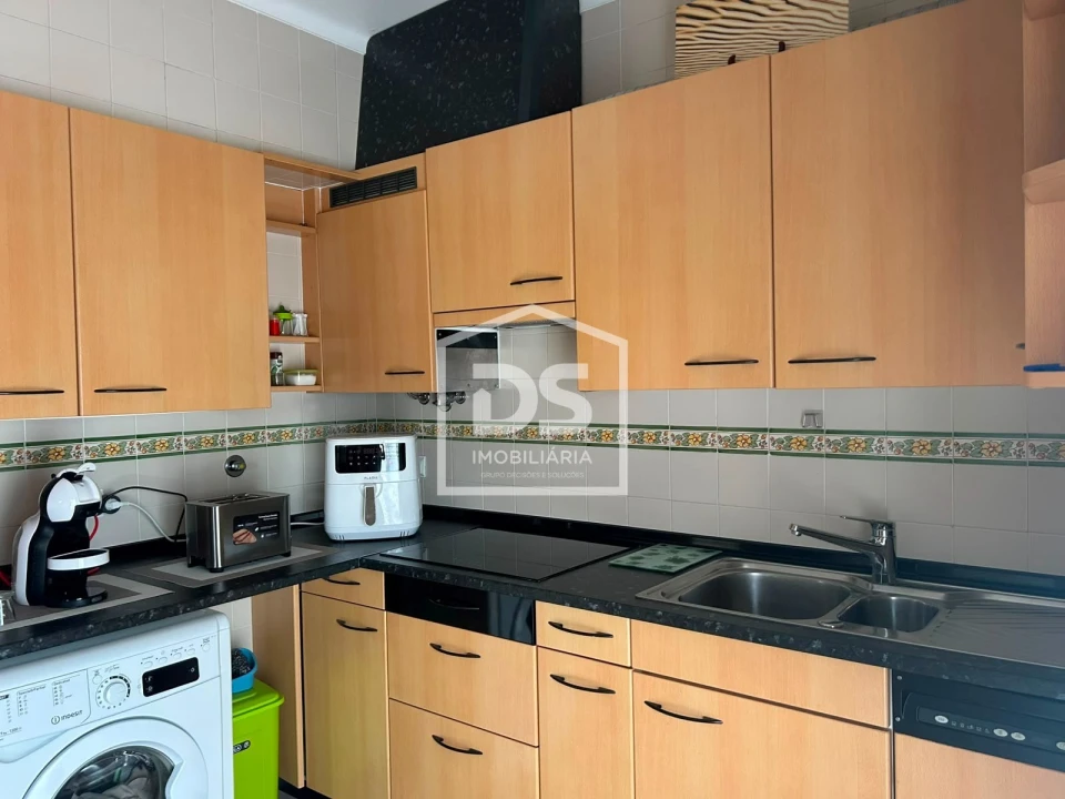 Apartamento T2 para Venda em Alcobaça e Vestiaria Foto 19