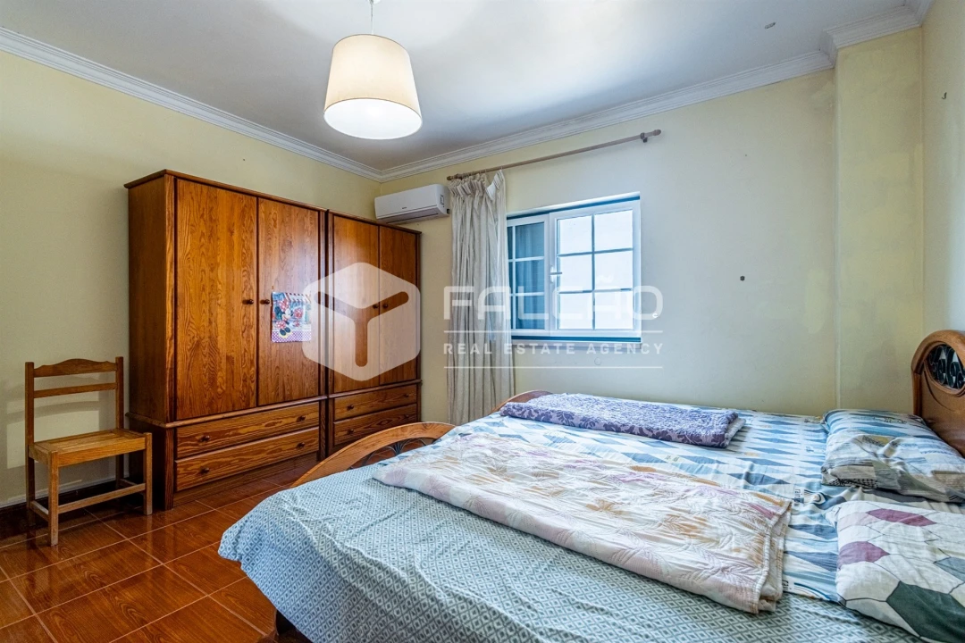 Moradia T4 para Venda em Marvila, Ribeira Santarém, São Salvador, São Nicolau Foto 9