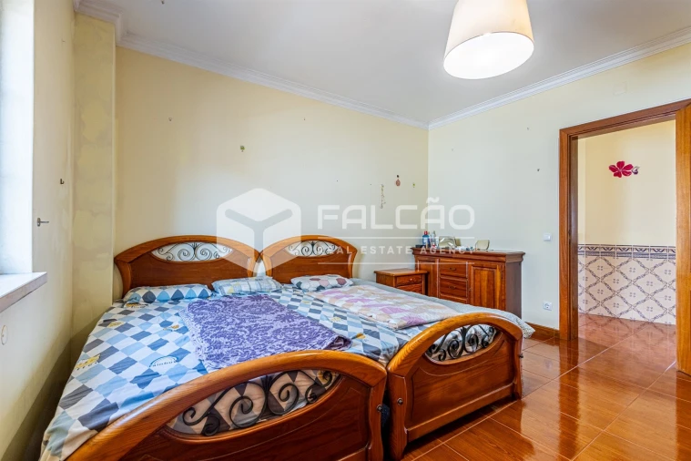 Moradia T4 para Venda em Marvila, Ribeira Santarém, São Salvador, São Nicolau Foto 8