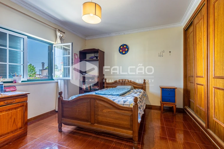 Moradia T4 para Venda em Marvila, Ribeira Santarém, São Salvador, São Nicolau Foto 3