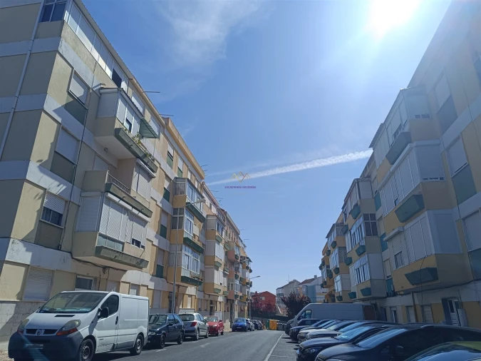 Apartamento T2 para Venda em Odivelas Foto 21