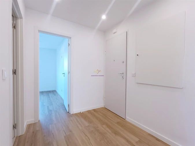 Apartamento T2 para Venda em Odivelas Foto 12