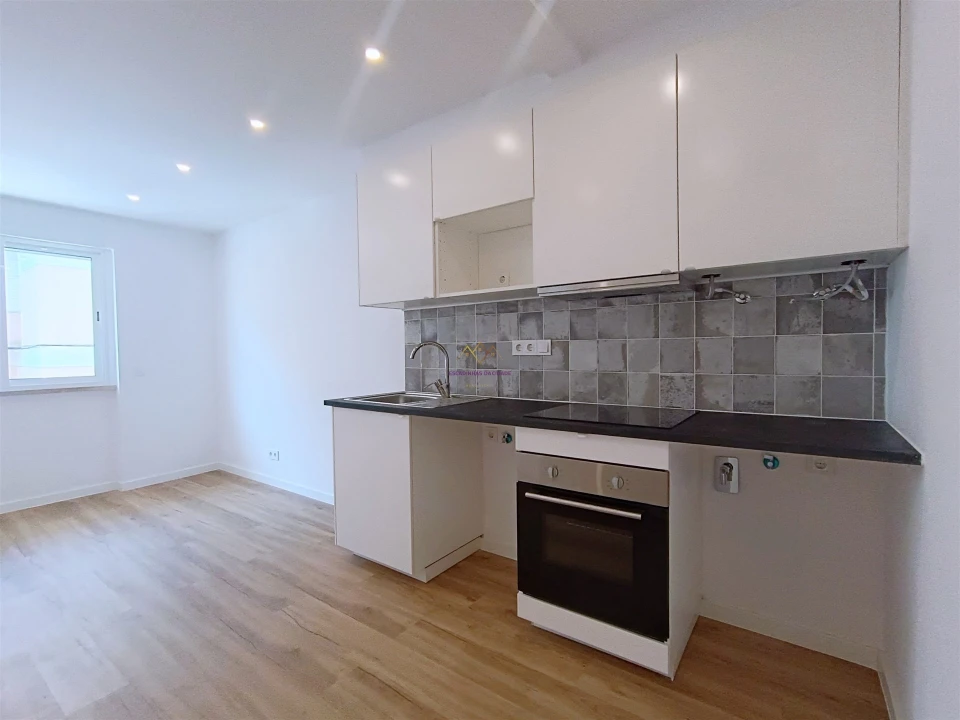 Apartamento T2 para Venda em Odivelas Foto 7