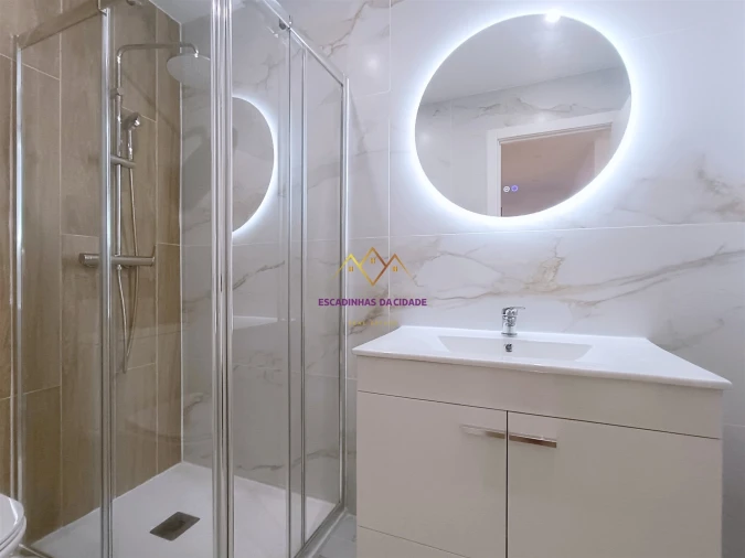 Apartamento T1 para Venda em Sacavém e Prior Velho Foto 20