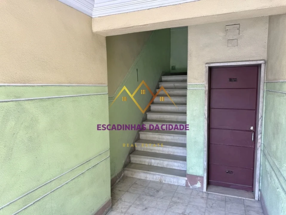 Apartamento T1 para Venda em Sacavém e Prior Velho Foto 24
