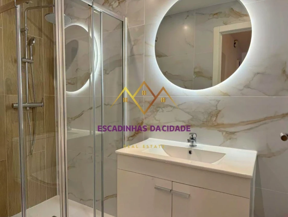 Apartamento T1 para Venda em Sacavém e Prior Velho Foto 22