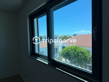 Moradia T4 para Venda em Ferreiras