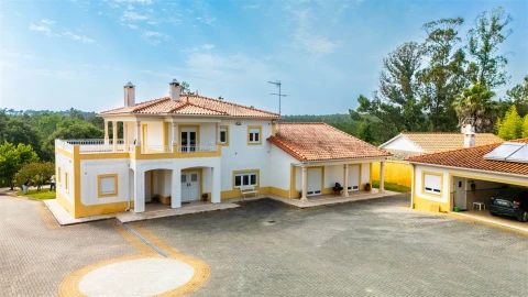 Moradia T3 para Venda em Pataias e Martingança