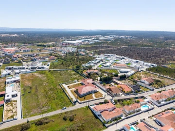 Moradia T5 para Venda em Pataias e Martingança