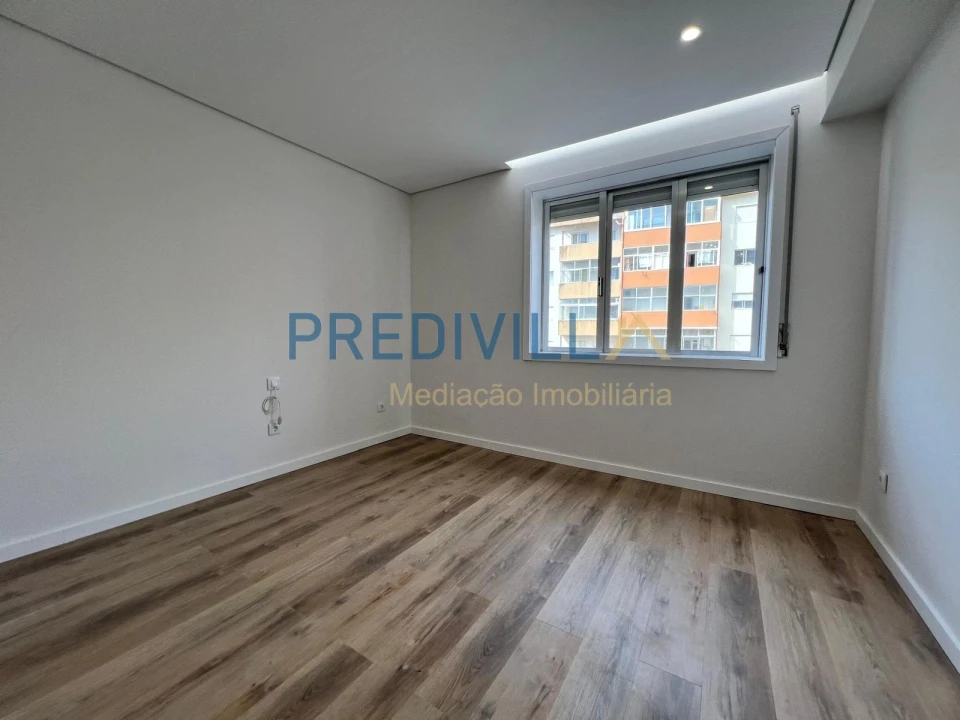 Apartamento T4 para Venda em Póvoa de Varzim, Beiriz e Argivai Foto 12