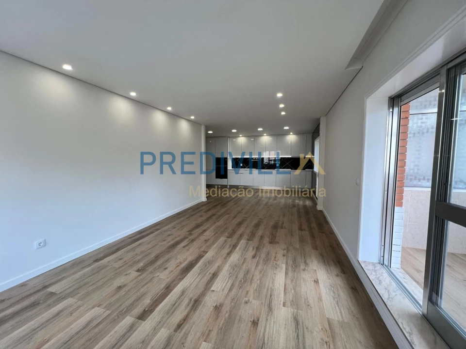 Apartamento T4 para Venda em Póvoa de Varzim, Beiriz e Argivai Foto 7