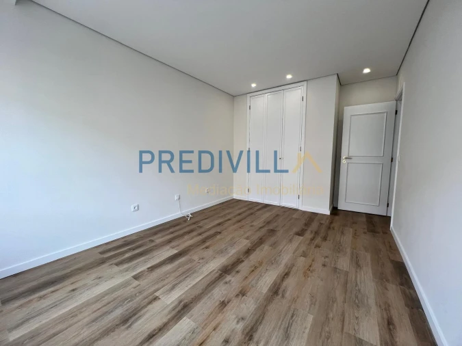 Apartamento T4 para Venda em Póvoa de Varzim, Beiriz e Argivai Foto 14