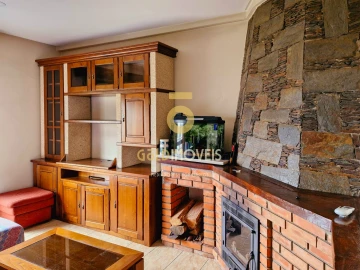 Apartamento T3 para Venda em O. Azeméis, Riba-Ul, Ul, Macinhata Seixa, Madail