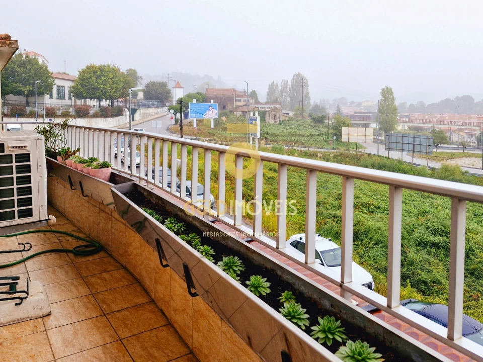 Apartamento T3 para Venda em O. Azeméis, Riba-Ul, Ul, Macinhata Seixa, Madail Foto 9