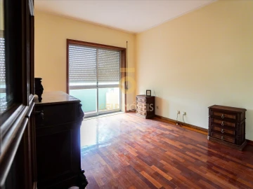 Apartamento T0 para Venda em Espinho