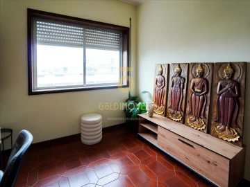 Apartamento T0 para Venda em Espinho