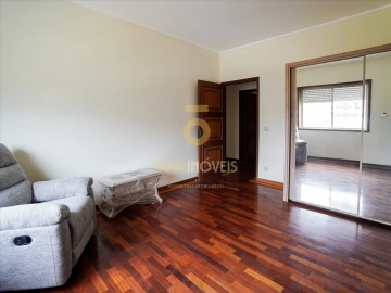 Apartamento T0 para Venda em Espinho