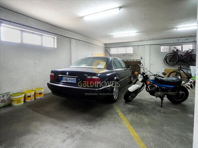Apartamento T0 para Venda em Espinho Foto 18