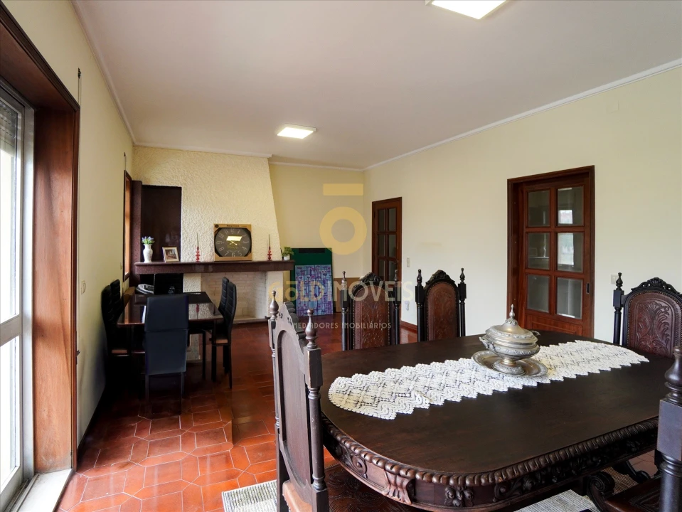 Apartamento T0 para Venda em Espinho Foto 2
