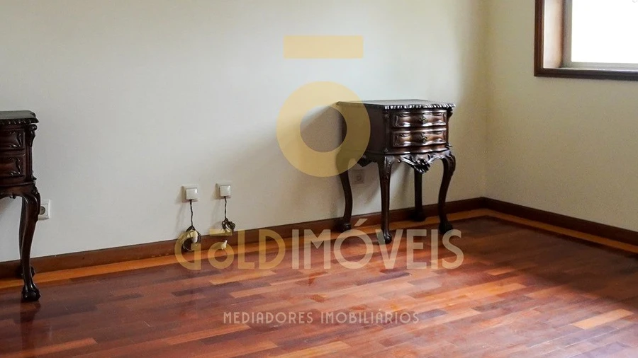 Apartamento T0 para Venda em Espinho
